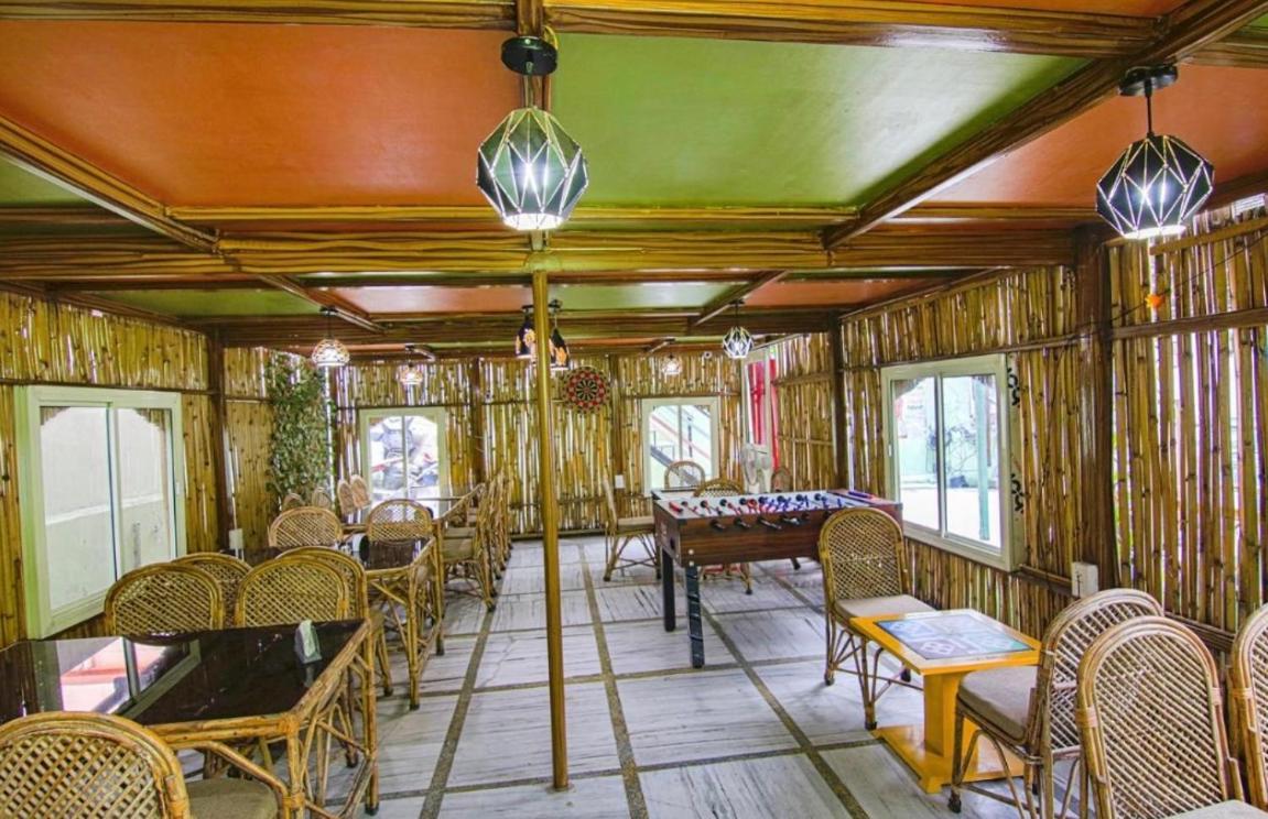 The For You Hotel & Restaurant Rishīkesh Eksteriør billede